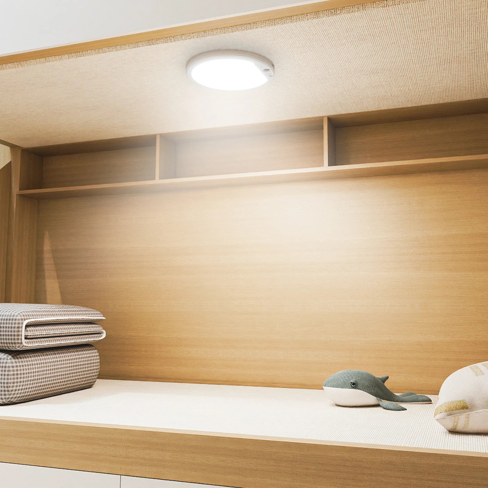 Ceiling Light withMotion sensor, 3 Color Modes(6500K/3000K/4500K),5000mAhRechargeable Battery, Remote Control for Closet