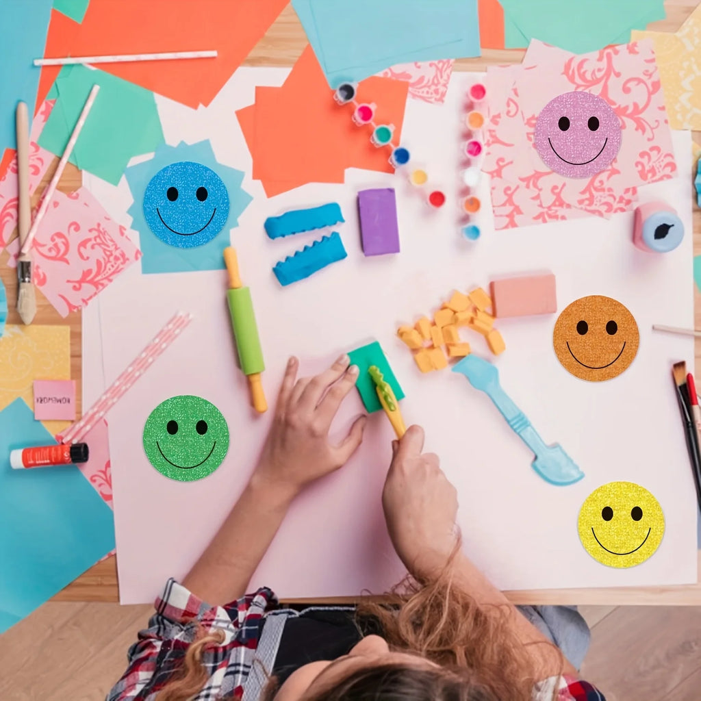 1 Roll of 500 Self-Adhesive Smiley Stickers, 10 Mixed Colors, Suitable for Reward Stickers, Classroom Supplies, Party Gifts, Etc